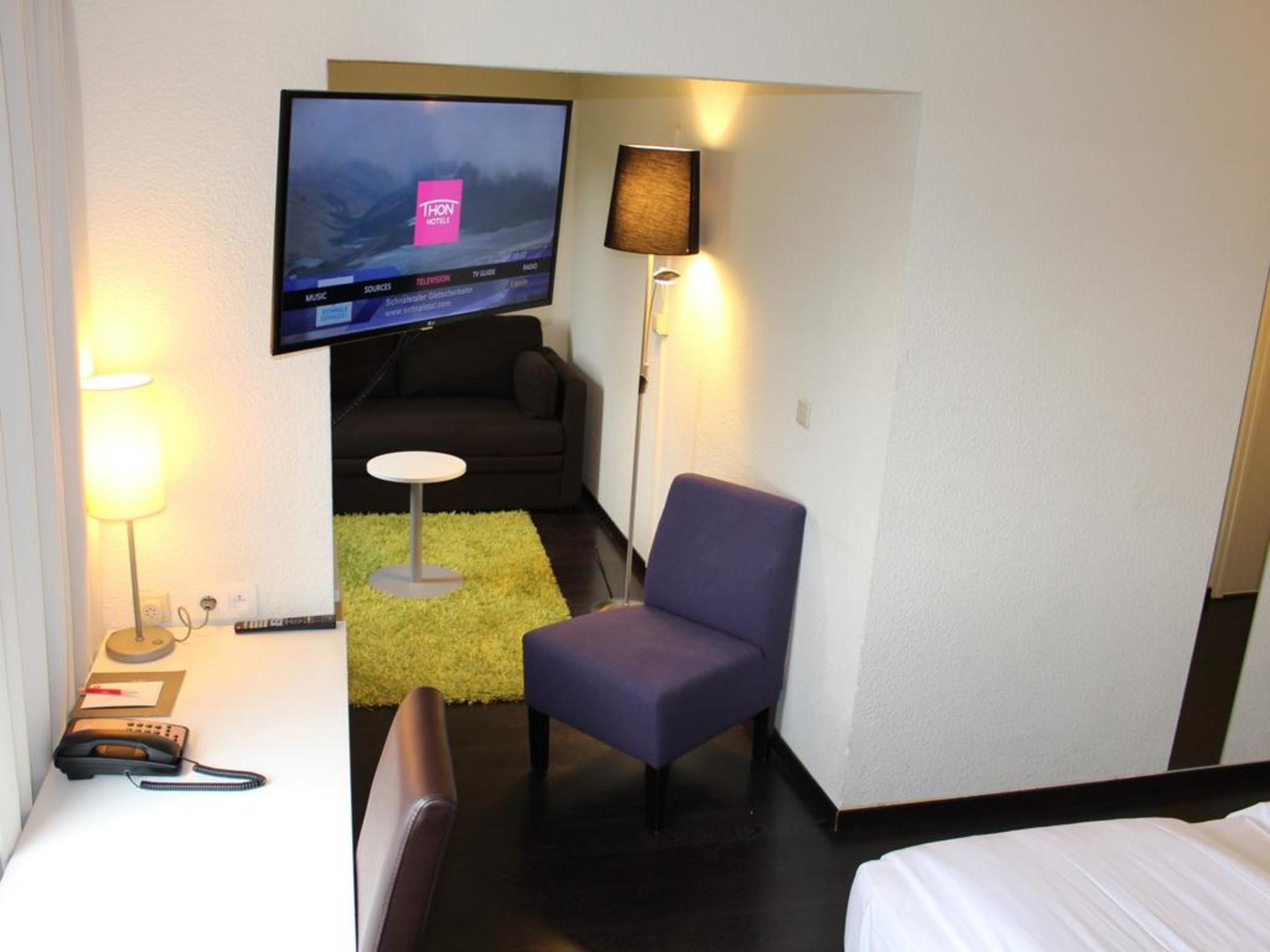 Thon Hotel Brussels Airport Дигем Экстерьер фото