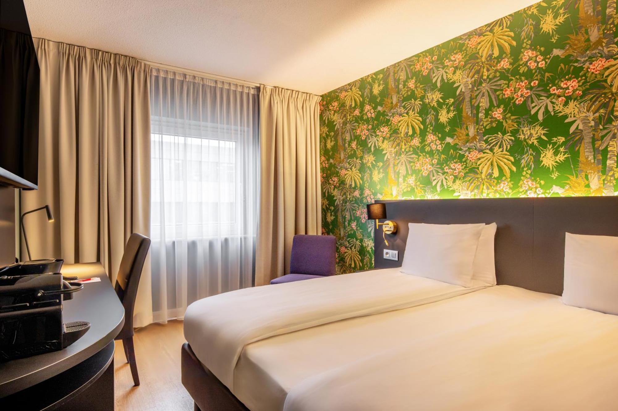 Thon Hotel Brussels Airport Дигем Экстерьер фото