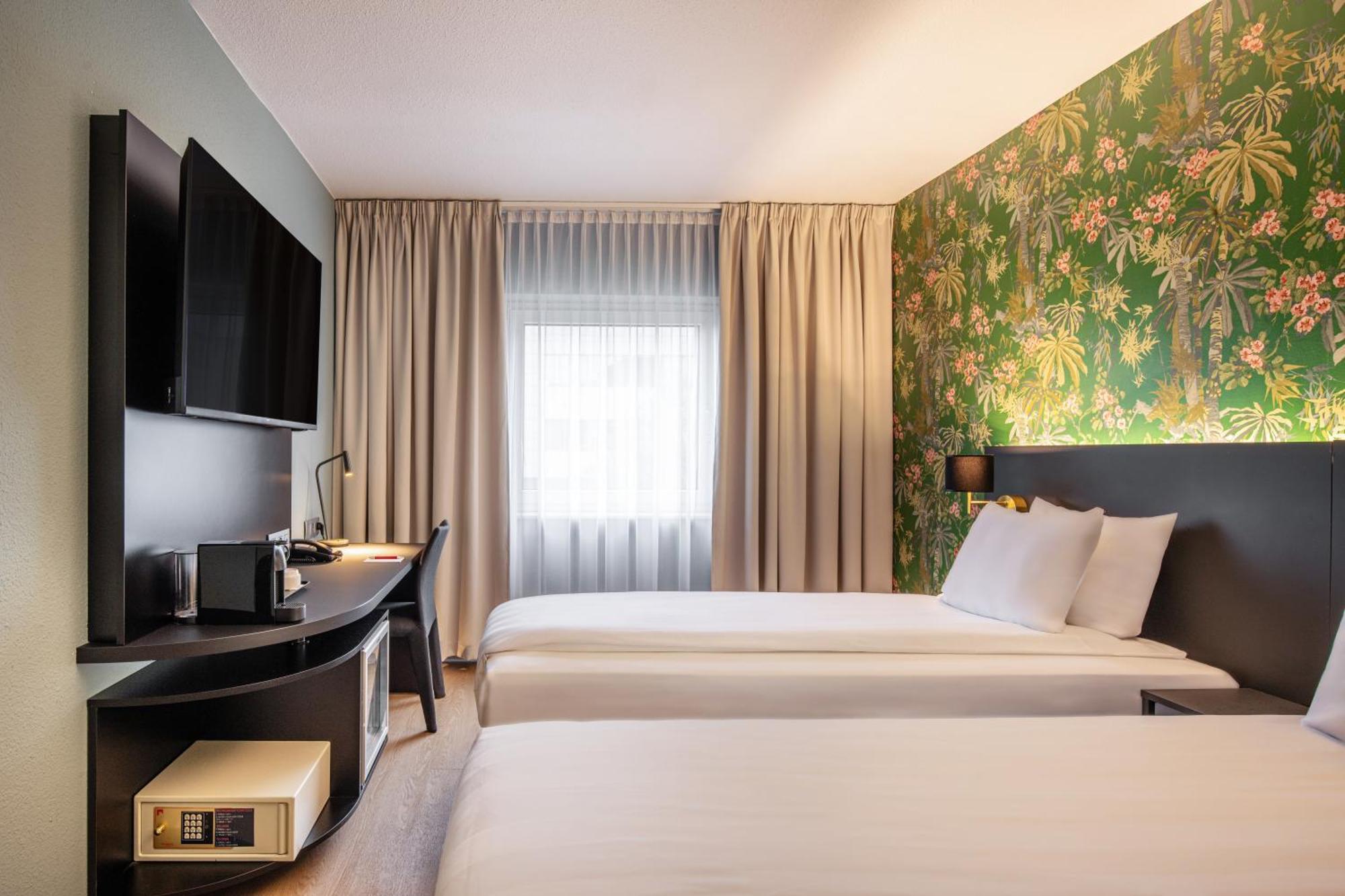 Thon Hotel Brussels Airport Дигем Экстерьер фото