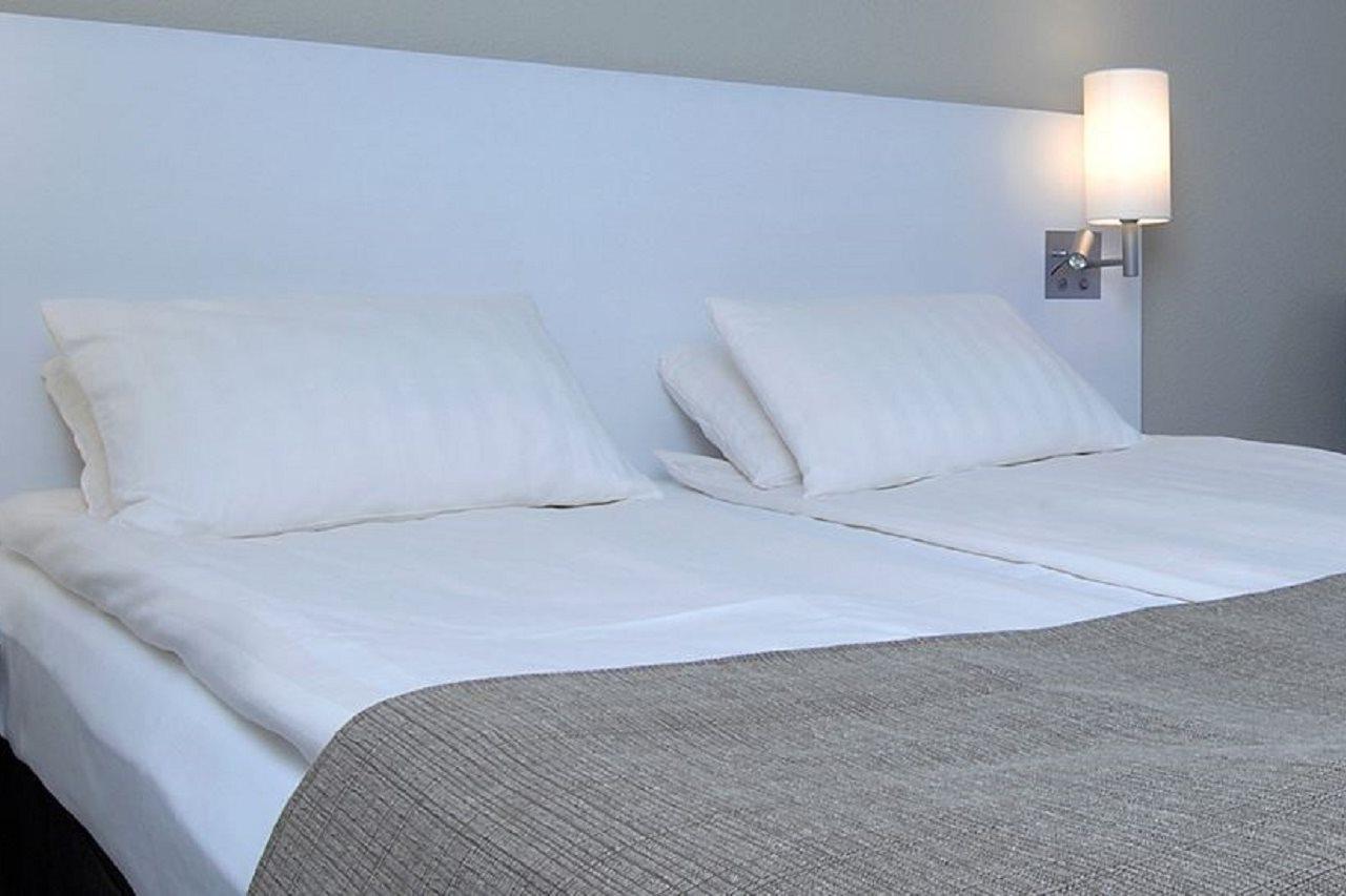Thon Hotel Brussels Airport Дигем Экстерьер фото